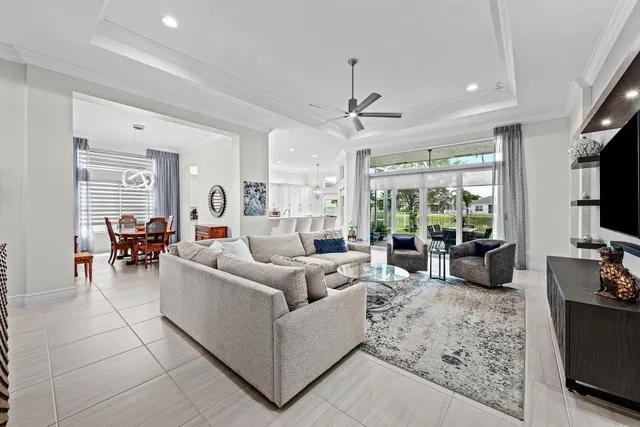 Residence photo 14