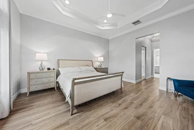 Residence photo 18