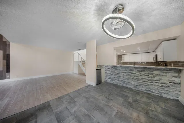 Residence photo 9