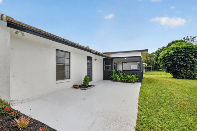 Residence photo 10