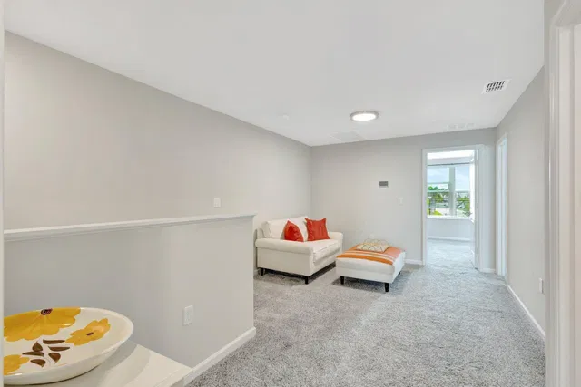  Residence photo 26
