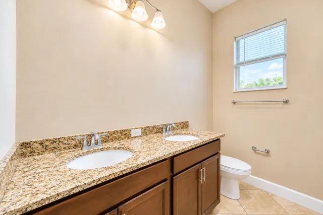 Unit 5626 photo 29