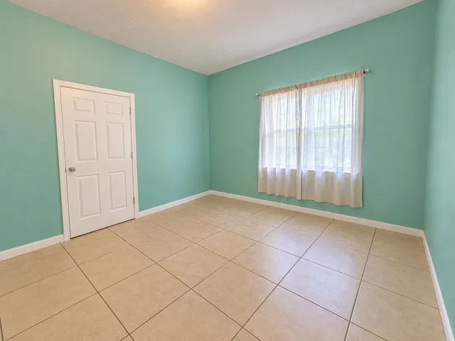 Residence photo 9
