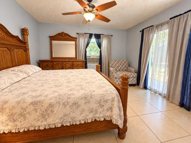 Residence photo 12