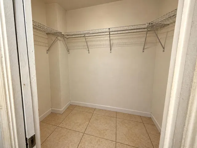 Residence photo 14