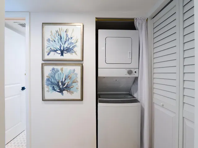Eastpointe Country Club Unit 203 photo 17