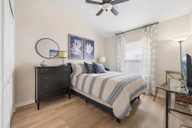 Residence photo 16