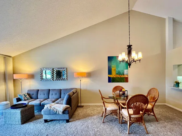 Eastpointe Country Club Unit 201 photo 4