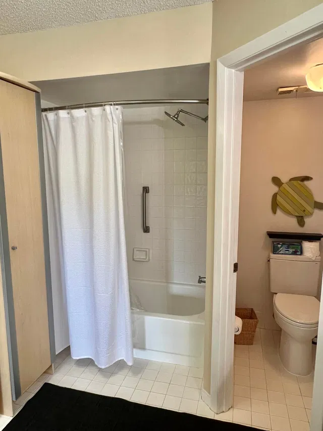 Eastpointe Country Club Unit 201 photo 18