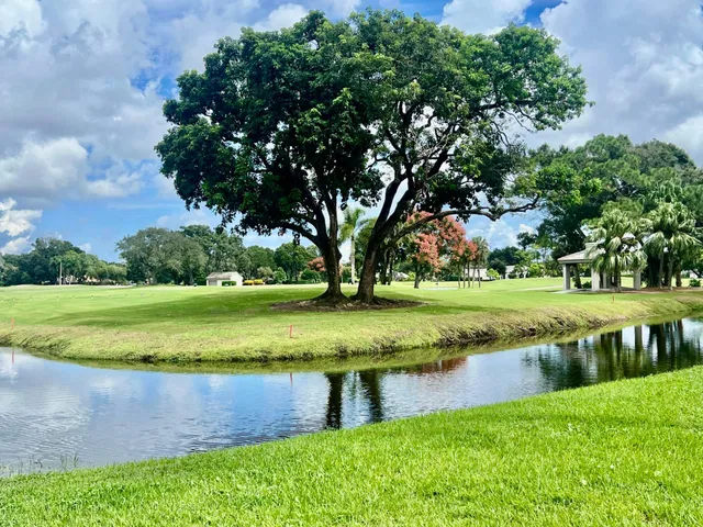 Eastpointe Country Club Unit 201 photo 41