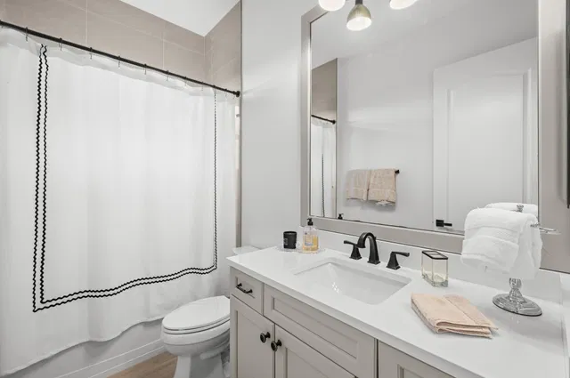 Residence photo 24