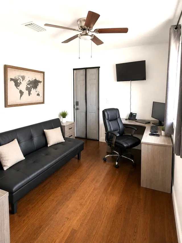 Residence photo 5