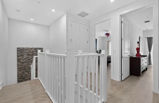 Residence photo 20
