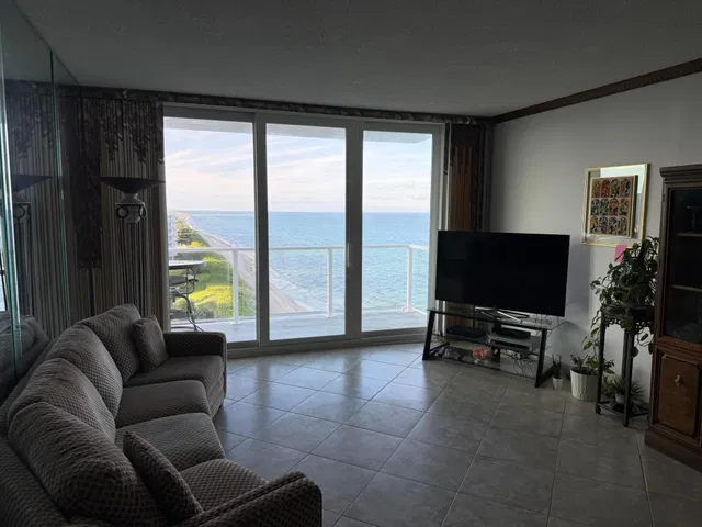 The Patrician of Palm Beach Unit 808 photo 12