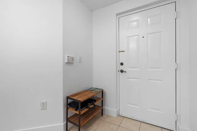 Unit 205 photo 5