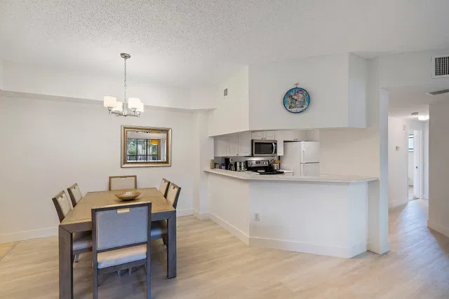 Unit 205 photo 12