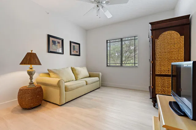 Unit 205 photo 14