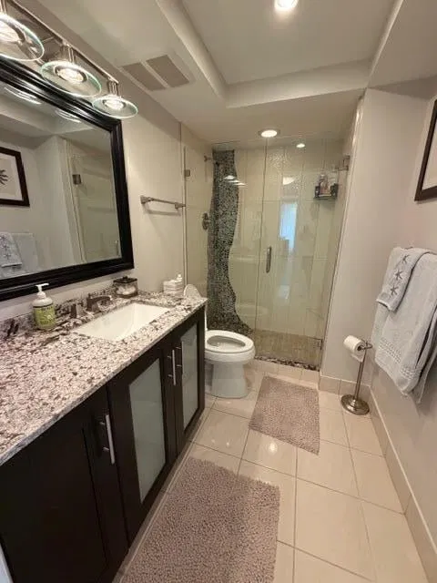  Unit 604 photo 16