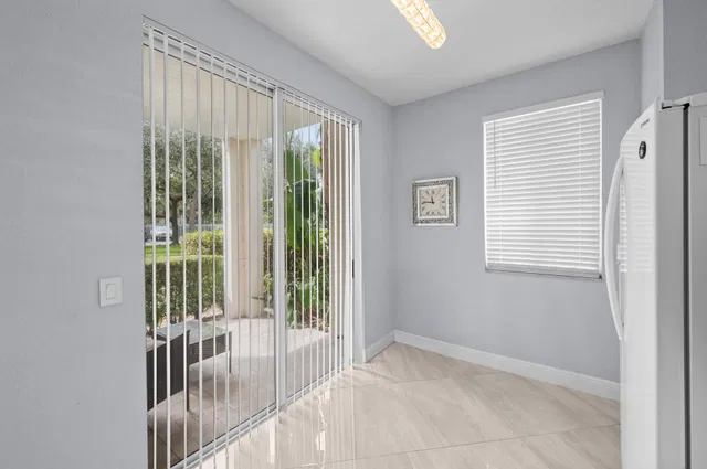 Unit 102 photo 15