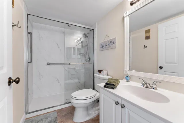 Unit B406 photo 27