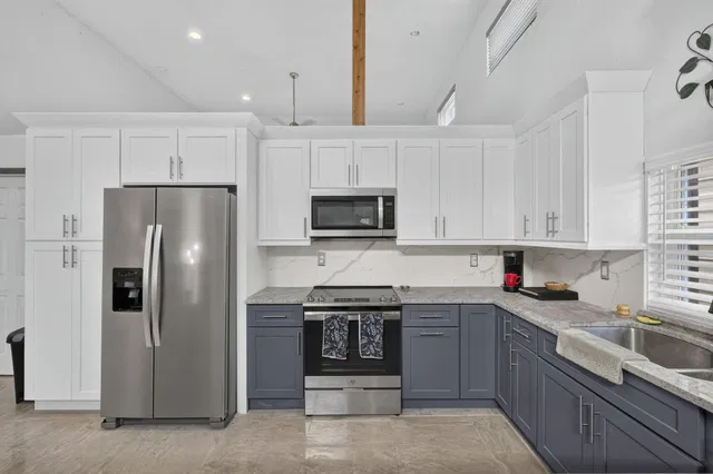 Residence photo 23