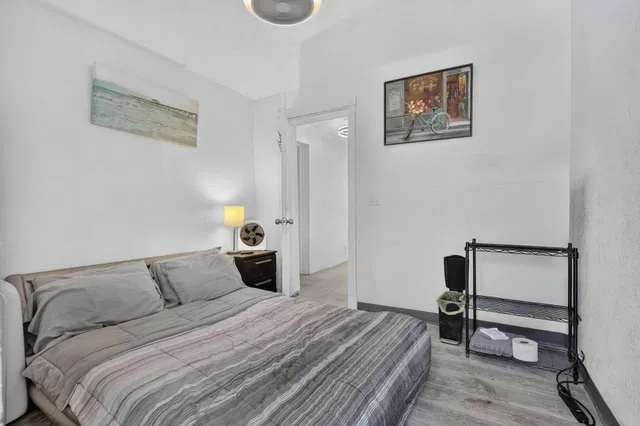 Residence photo 33