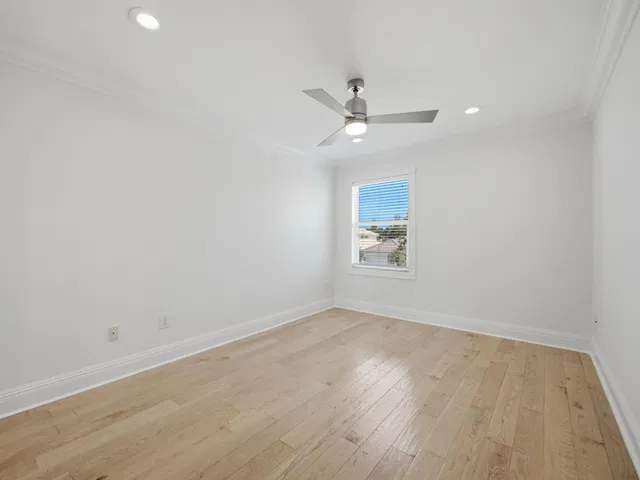 Residence photo 41