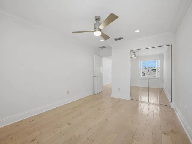 Residence photo 43