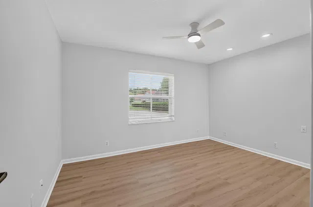  Residence photo 10