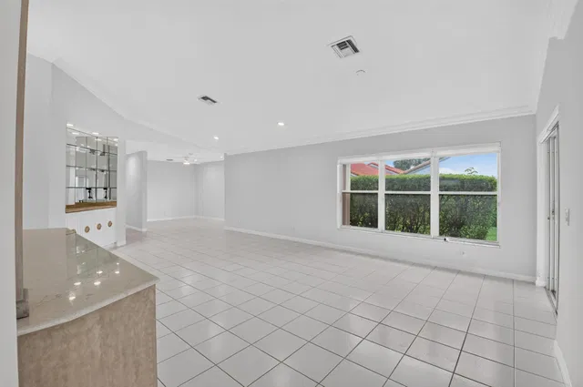  Residence photo 15