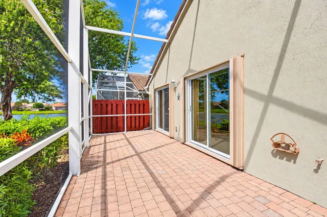 Residence photo 37