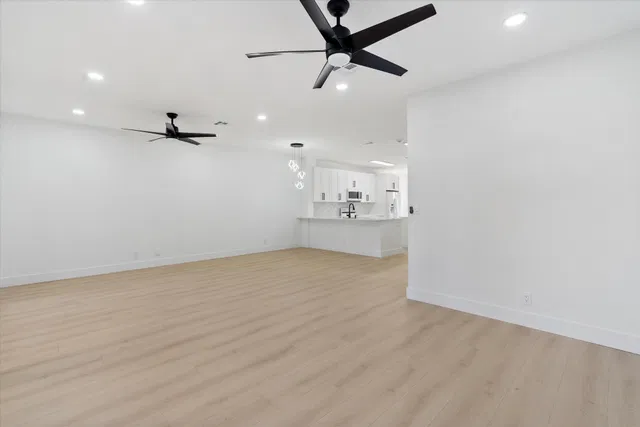 Residence photo 12