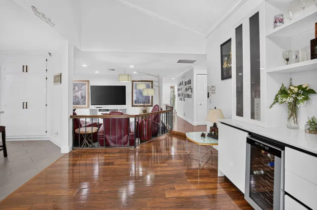  Residence photo 11