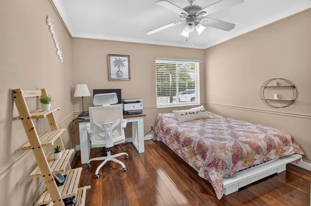  Residence photo 23