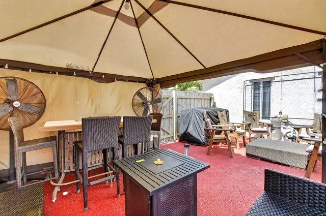  Residence photo 45