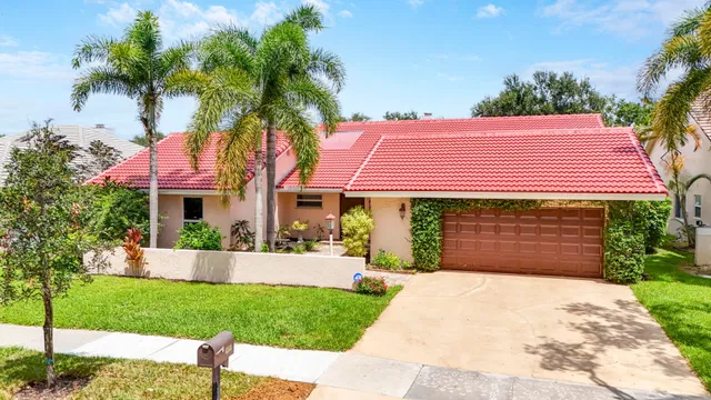 Residence photo 3
