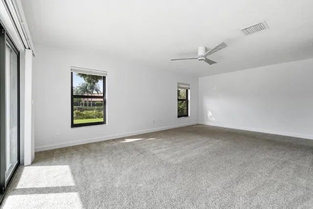 Residence photo 20