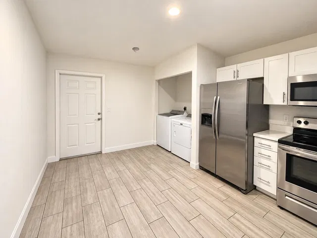 Residence photo 12