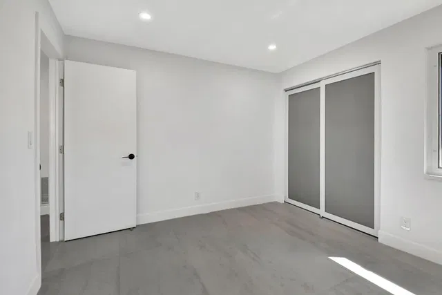 Residence photo 25