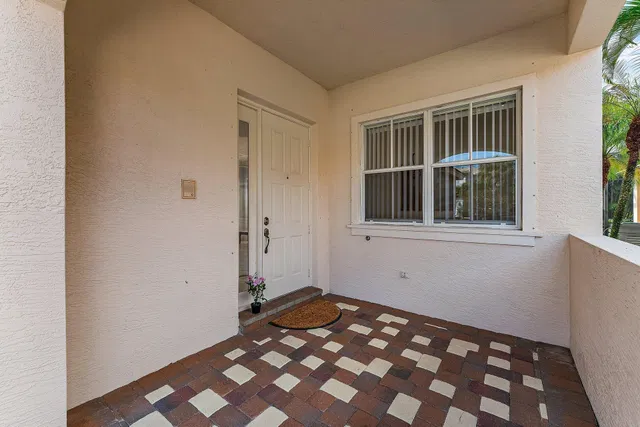 Residence photo 6