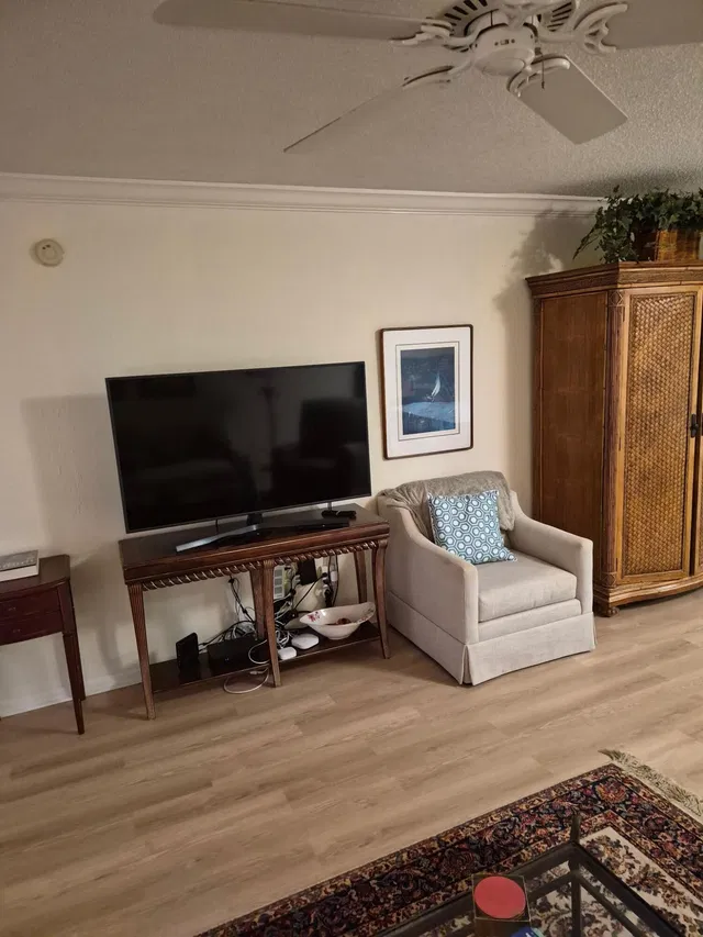  Unit 103 photo 17