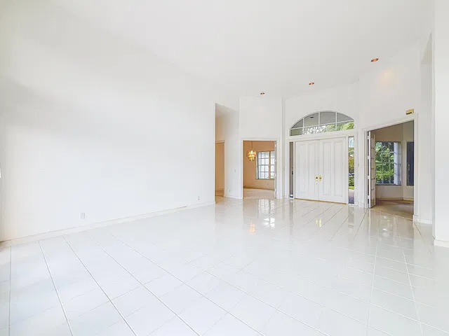 Residence photo 8