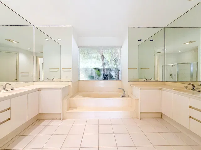 Residence photo 13