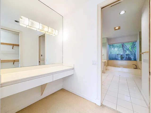 Residence photo 18