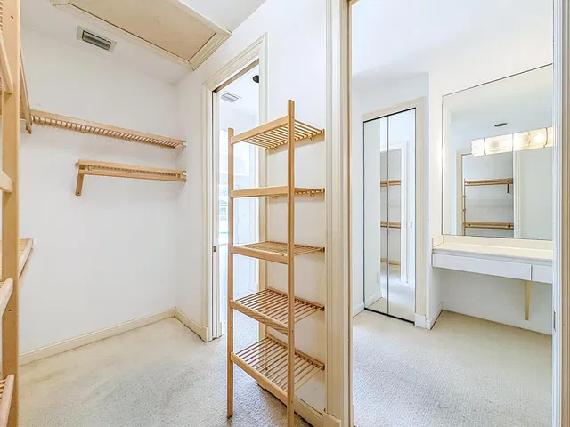 Residence photo 20