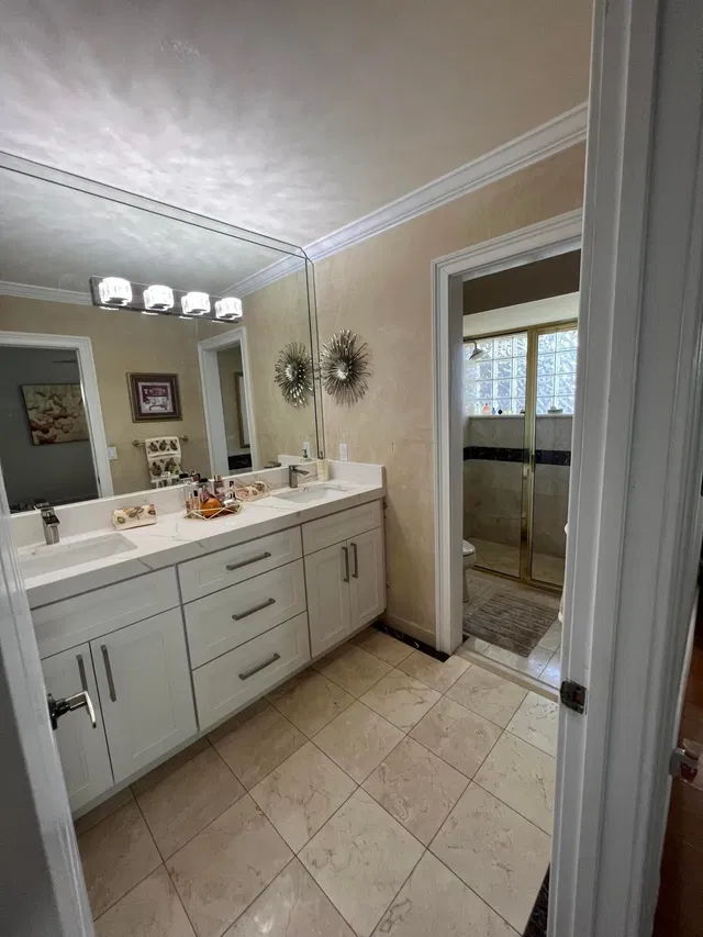 Residence photo 46