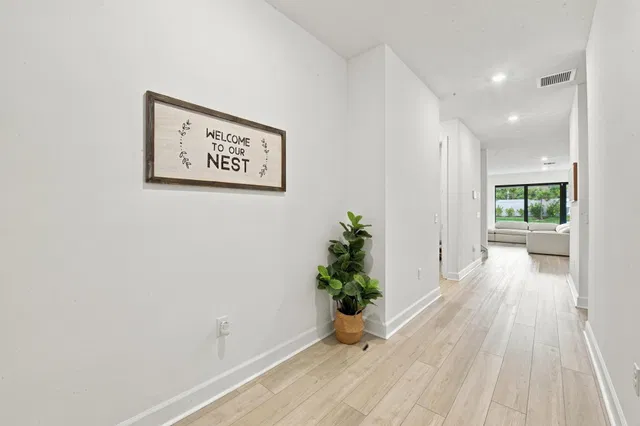 Residence photo 9