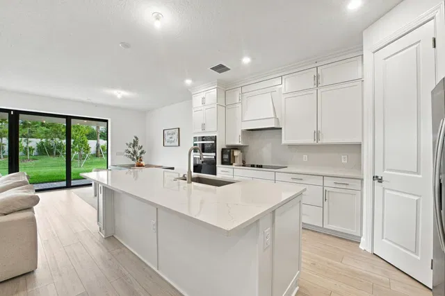 Residence photo 29