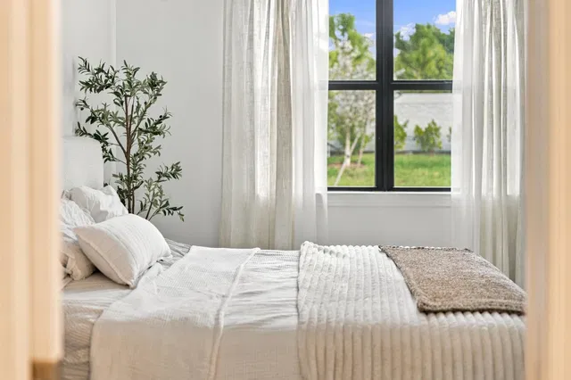 Residence photo 38
