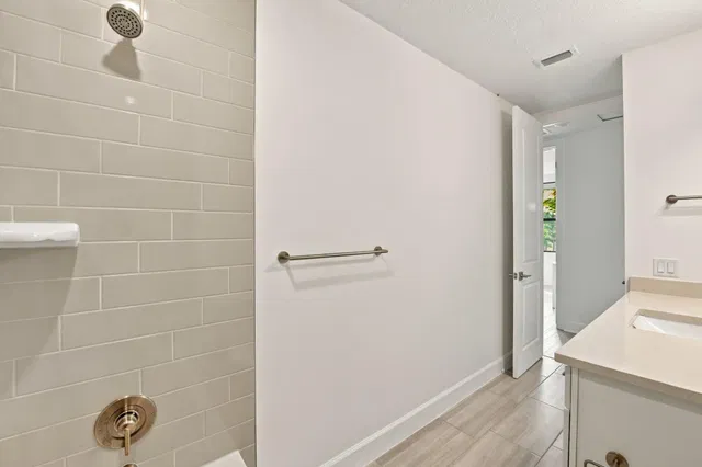 Residence photo 71